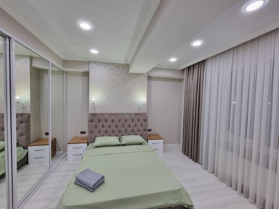 Grand Excelent New Ultra Central Apartments Chişinau Exteriör bild
