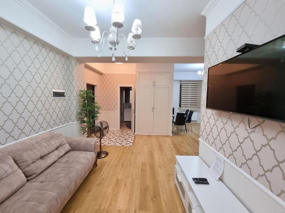 Grand Excelent New Ultra Central Apartments Chişinau Exteriör bild