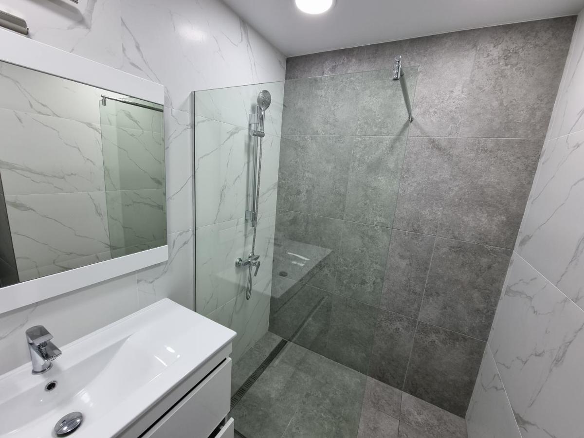 Grand Excelent New Ultra Central Apartments Chişinau Exteriör bild